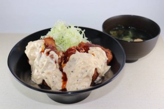 タルから丼